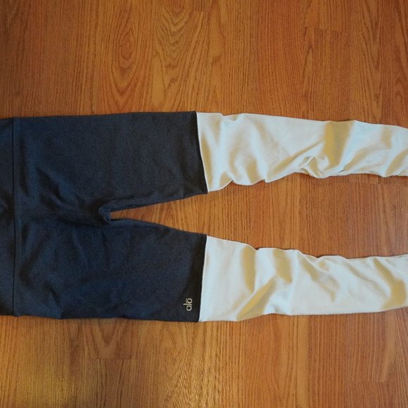 Alo Yoga Goddess Legging Grey/White Size S - Picture 2 of 4